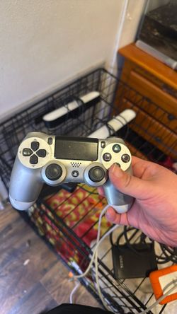 PS4 Controller 