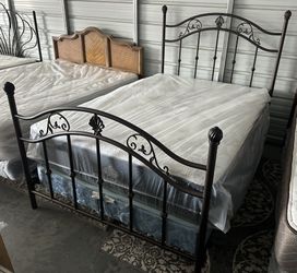 Full Size Bed W/ Bronze Bed Frame