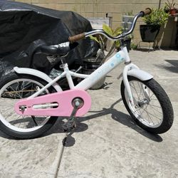 Girl’s 26 Inch Bike