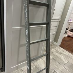 Blanket Ladder For Nursery 