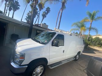 2013 Ford E-250
