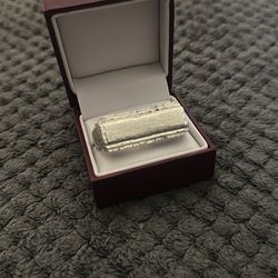 Double finger ring name plate