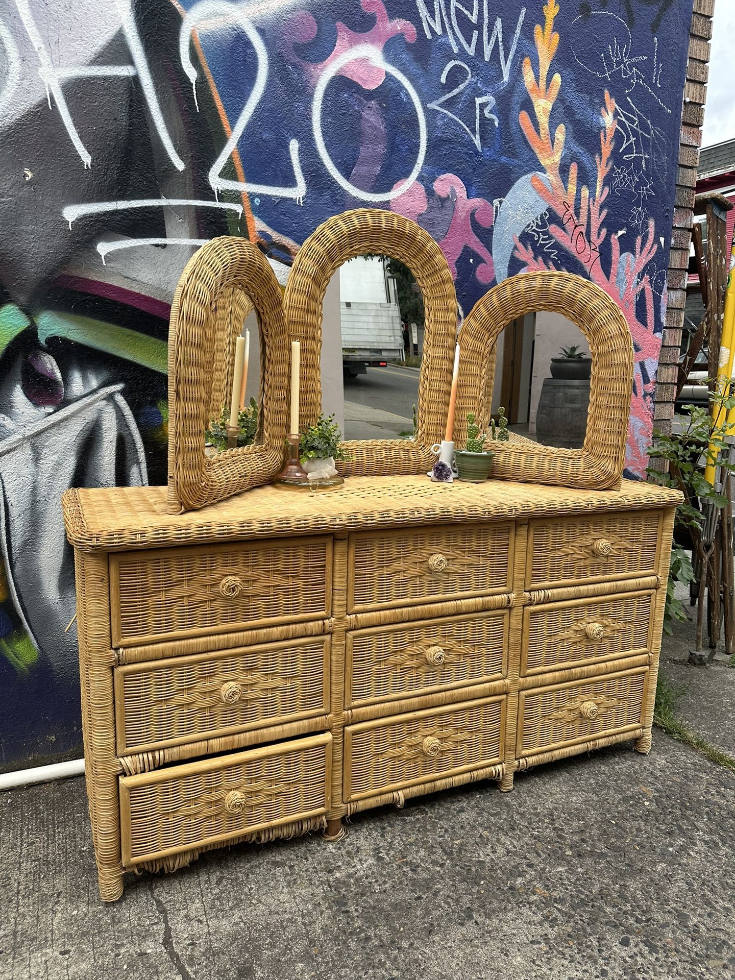FINAL SALE Rattan 6 Drawer Chest of Drawers w/ 3 Panel J2L38D