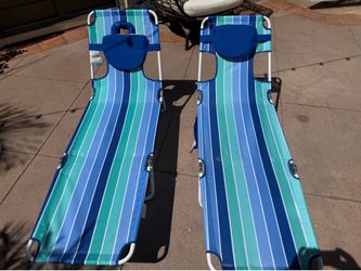 Folding Lounge Beach Chair w/ Adjustable Backrest
