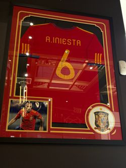 Andres Iniesta #6 Spain Signed Framed Jersey