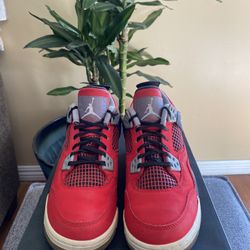 Air Jordan 4 retro TORO BRAVO SZ 4Y