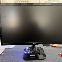 24” LG Monitor