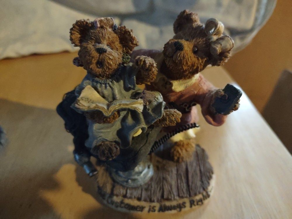 Boyds Bear 2001 Collection Customer Is Always Right