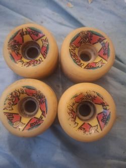 4 vintage HOSOI 97a "oj" Rockets skateboard wheels