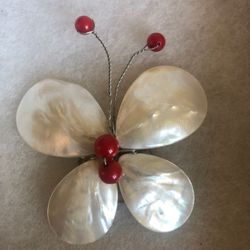 Mother of pearl And coral beads brooch 70mm