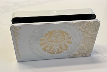 Nintendo Switch Dock - Legend of Zelda: Tears of the Kingdom Edition