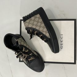 Gucci Sneakers 