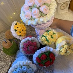 🌸 100% Handmade Crochet Flower Bouquet Plush🌸