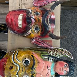 Hand painted (Day of the dead masks) Decorations: Día De Los Muertos