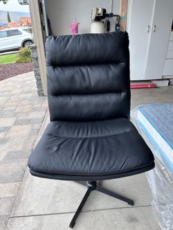Black Office Chair