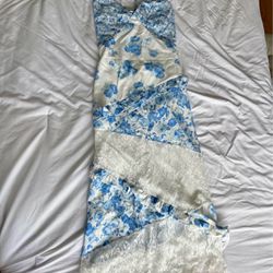Blue and White Floral Maxi Dress- Small- NEVER WORN. Daughter bought off TikTok shop and did not fit. 