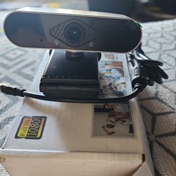 Web Camera with Microphone 🎤