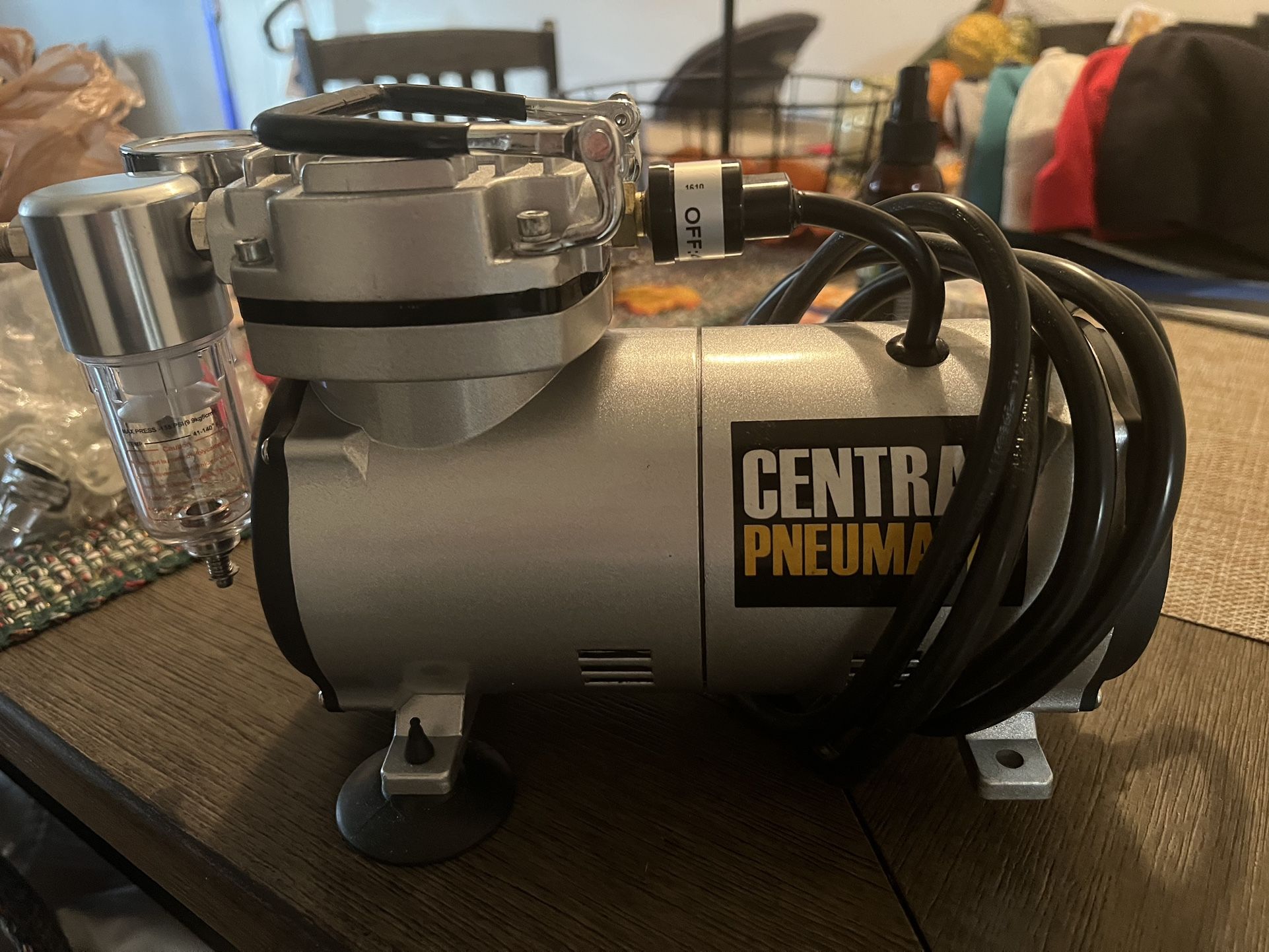 Central Pneumatic Air compressor 