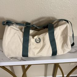 VS Duffle Bag