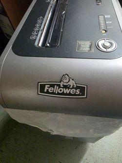 Fellowes Powershred 99Ci Excellent condition 100$ OBO
