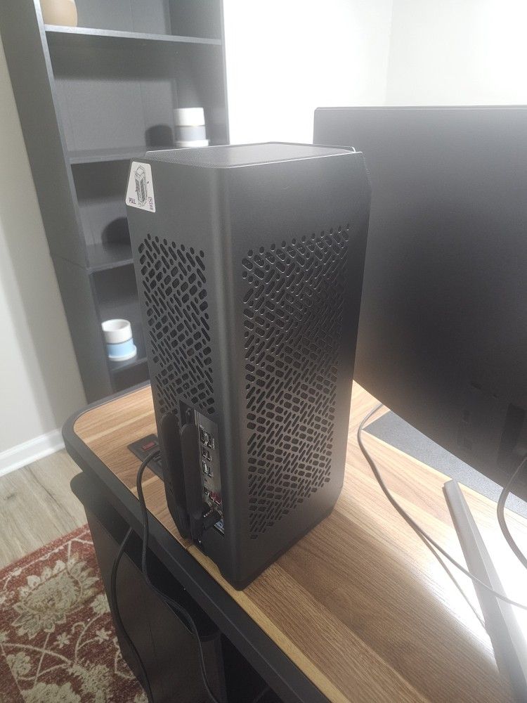  Cooler Master Ncore 100 Max Gaming Pc