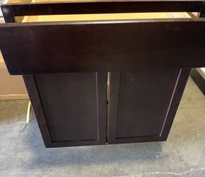 30 in base cabinet