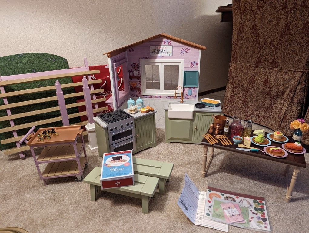 New American Girl Doll Blaire's Restaurant & Accessories