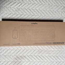 Logitech MK540 Advanced Wireless Keyboard & Mouse Combo