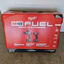 Milwaukee Tool Set