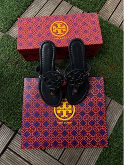 Tory Burch non glossy sandals