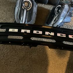 2021 Bronco Headlights And Grill