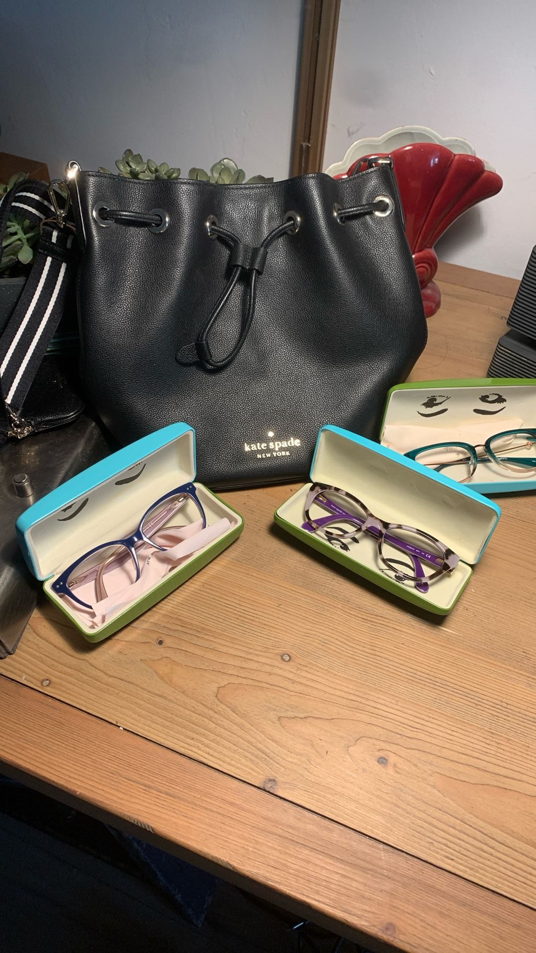 Kate Spade hand bag purse glasses
