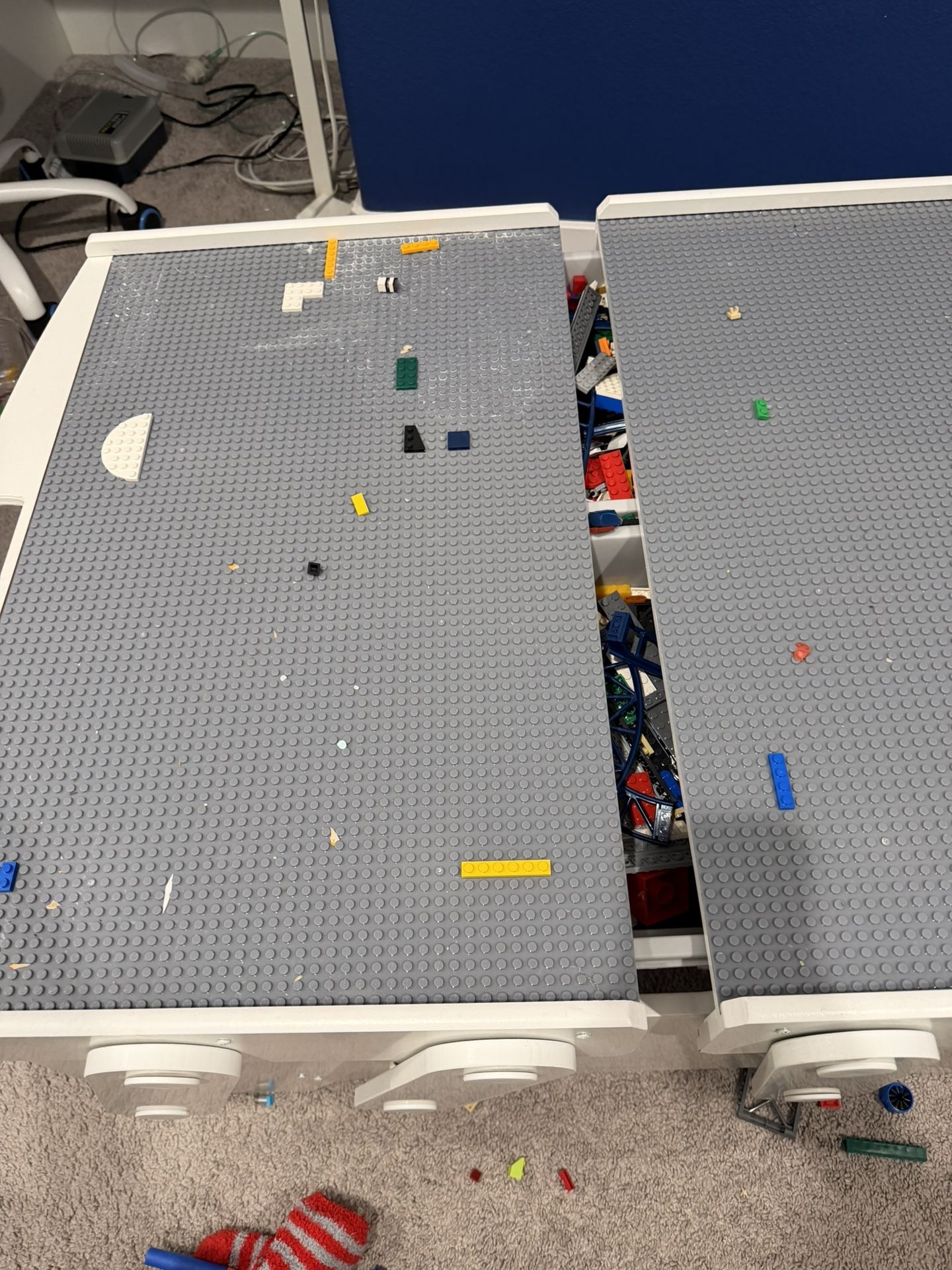 Lego Table $100 Dollars Filled With Legos