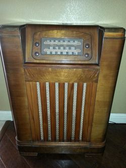 Vintage radio 1940