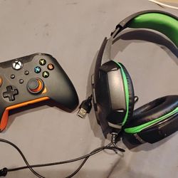 Xbox Wireless Controller And Headset 