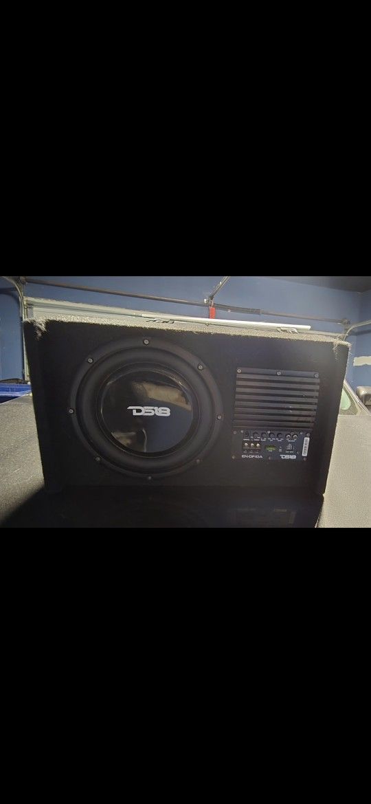 DS18 EN-DF10A 10" Amplified Thin Shallow Down-Firing Subwoofer Enclosure 500 Watts - Powered Subwoofer & Siles Sound Dampening Mat 
