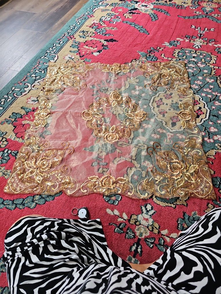 Christmas Table Decor Cover