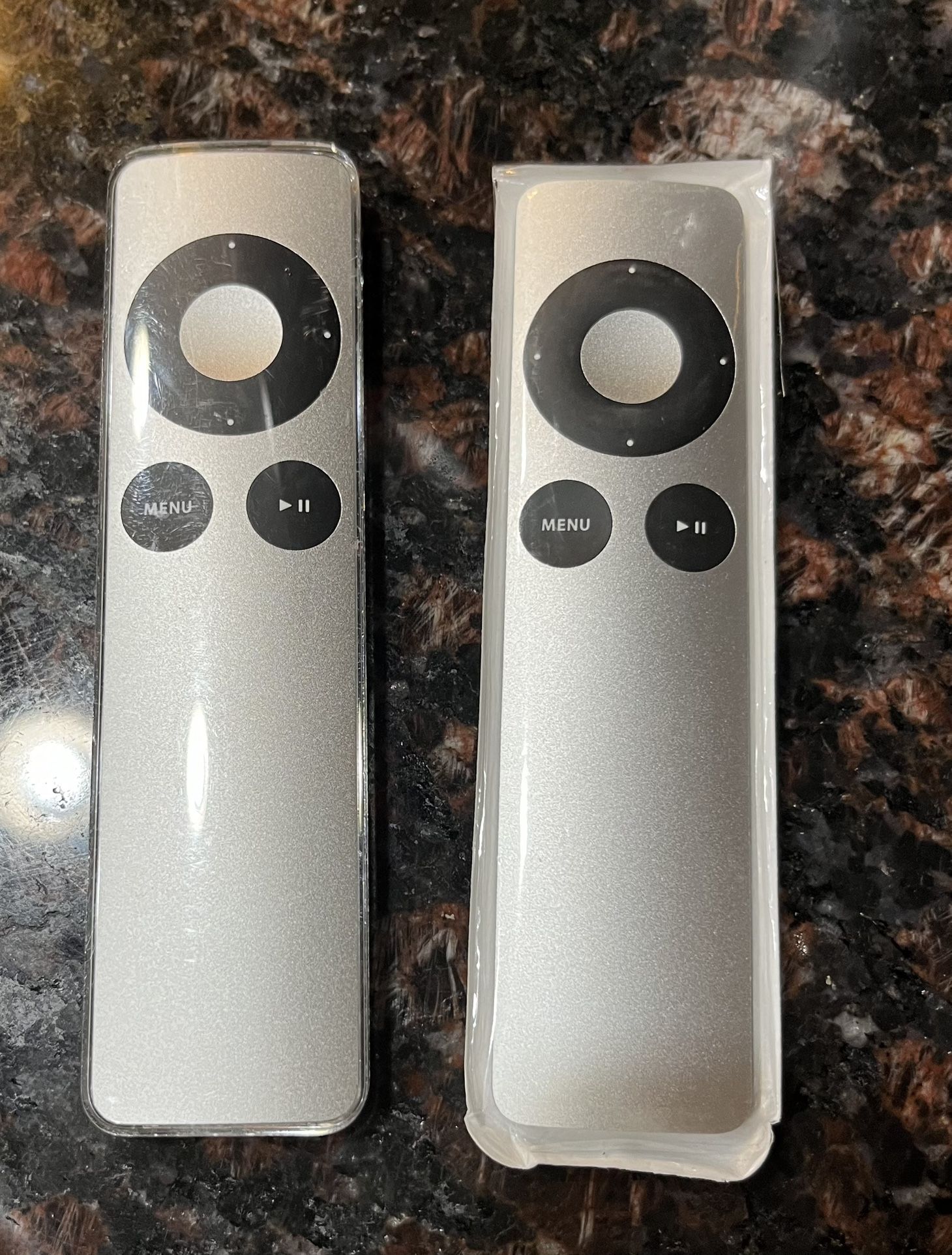 (2) Apple Remotes A1294 - NEW
