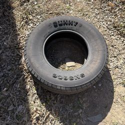 Tire 16   265/70