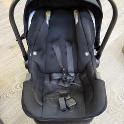 Nuna Pipa Lite LX Infant Car Seat With Base 