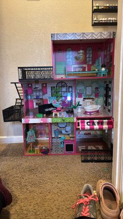 Barbie/ Doll House With Furniture
