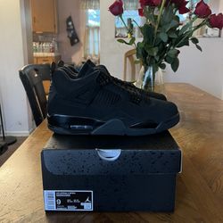 Jordan 4 Retro Black Cat (2025) Size 9