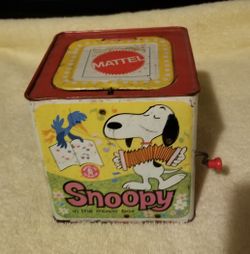 Vintage Snoopy related Jack in the Box