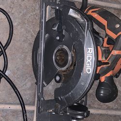 Ridged 7 1/4 in   15 amp circular saw