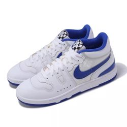 New Nike Tennis Size 7.5 