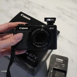 Canon PowerShot G7 X Mark II 20.1MP Compact Camera - Black