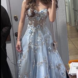 PROM DRESS 