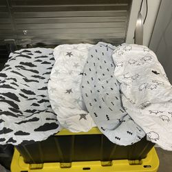 Set A Four Changing Pad Covers Like New