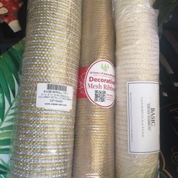 New Mesh For Crafters  Wedding Arch, Pews, Wreaths Etc 