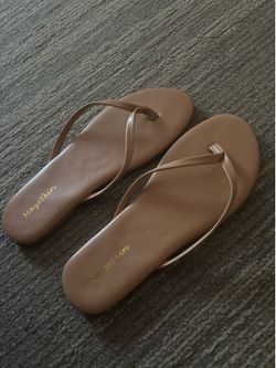 Beige size 8 sandals